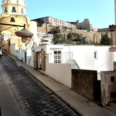 Casa Adriano Apartment Procida Bagian luar foto