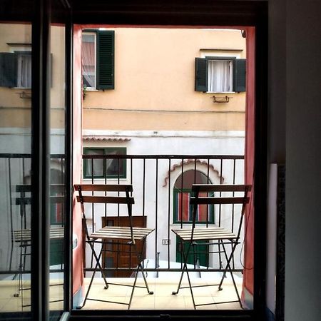Casa Adriano Apartment Procida Bagian luar foto